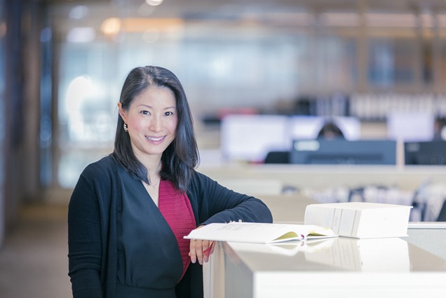Lorraine Lee, Special Counsel