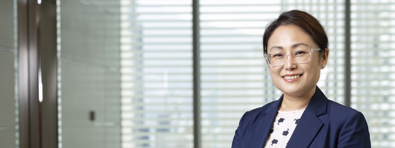 Stella Hu